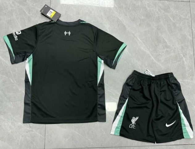 Liverpool 24/25 Away Kit full set