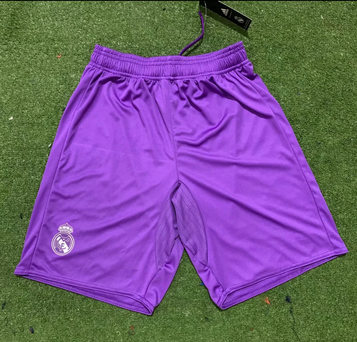 Real Madrid 2016/2017 Away Shorts - Foot Jersey Now