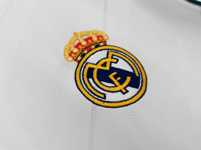 17/18 Real Madrid Home Kit (Long Sleeve)